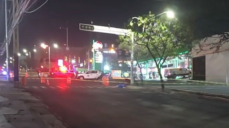 Motociclista pierde la vida en accidente en Prolongación Tecnológico en Querétaro 