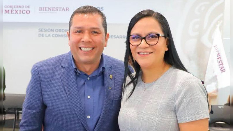 Barragán respalda a Ariadna Montiel como presidenta de Morena: su trabajo sacó a millones de la pobreza 