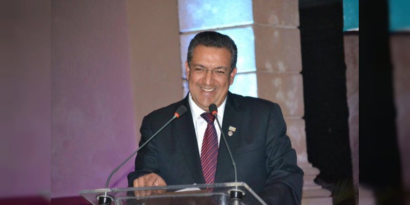 Nombran a Wilfrido Lázaro Medina Amigo Solidario 2017 