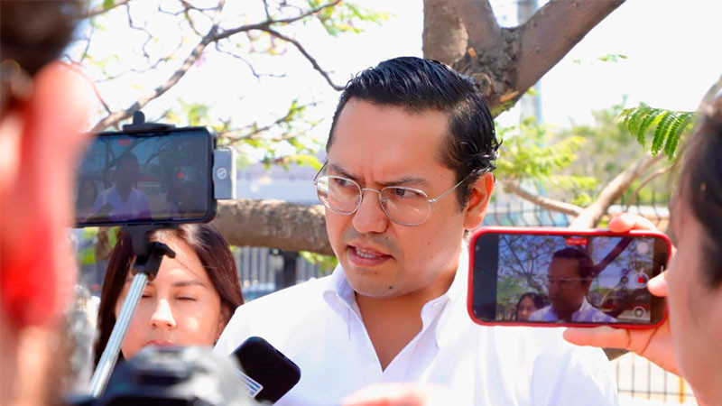 Reconoce Josué Guerrero trabajo de la FGE de Querétaro 