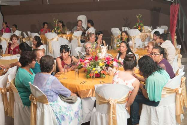 Reconocen a 110 mujeres que participaron en programa de desarrollo humano y empoderamiento en Lázaro Cárdenas - Foto 1 