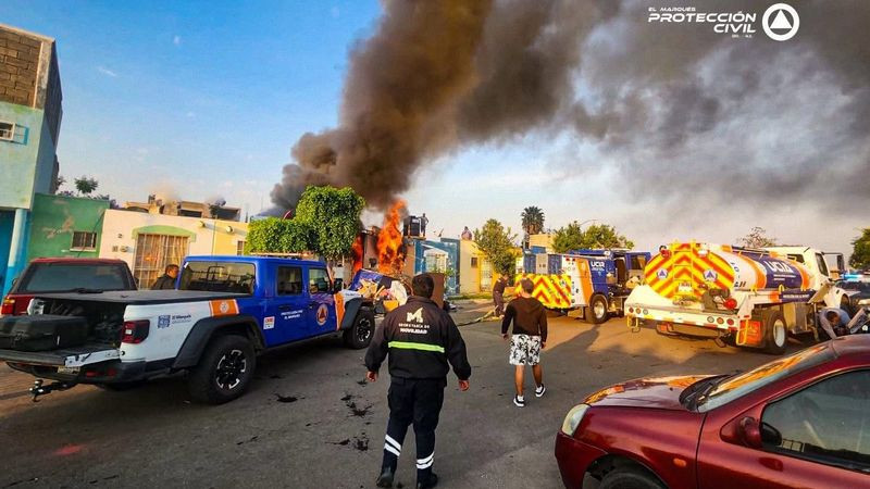 Rescatan a un perro tras incendio en casa habitación en Hacienda La Cruz en El Marqués, Querétaro 