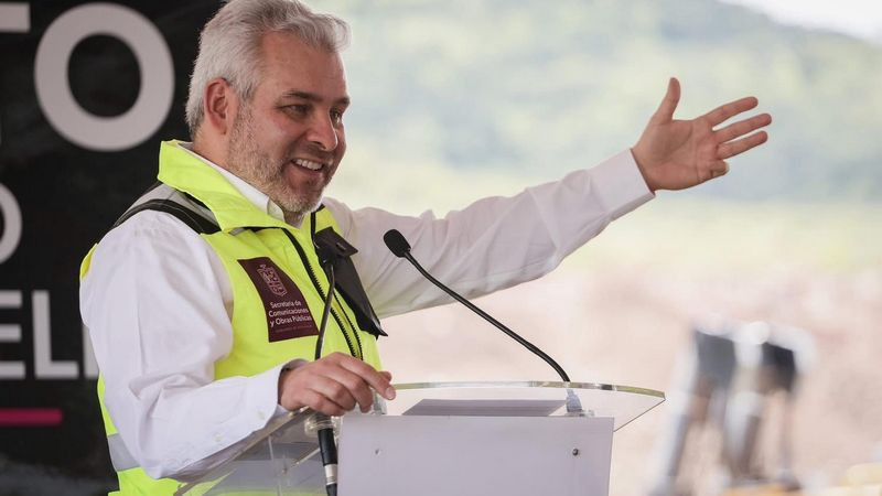 Firman convenio para nueva autopista de la agroexportación; conectará el corazón agrícola del estado: Bedolla  