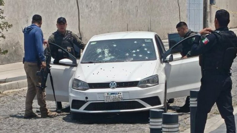 Atacan a tiros a agentes de la Fiscalía de Jalisco en Zapopan; agresión quedó captada en video 