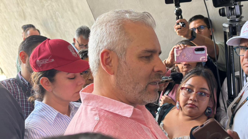 Bedolla llama al Poder Judicial no ceder a presiones de liberar escoltas de Carlos Manzo 