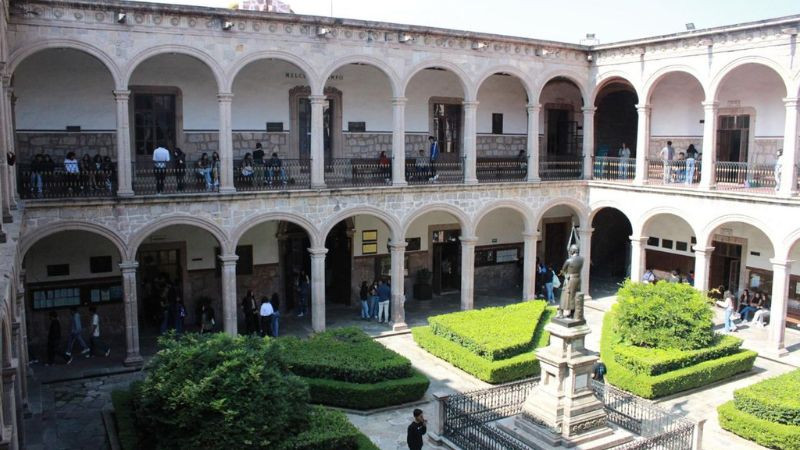 Bachillerato Nicolaita con alta demanda de nuevo ingreso; pase universal, un éxito 