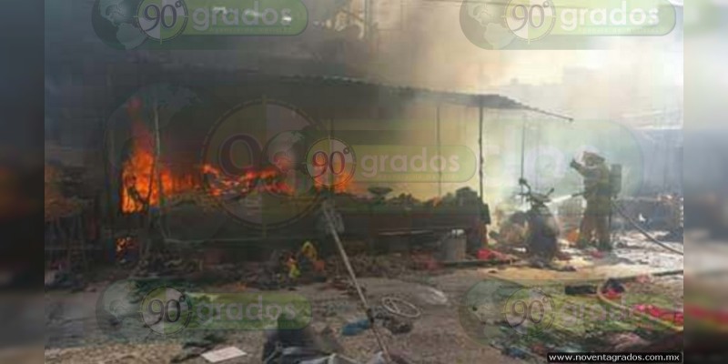 Arde mercado en Zamora, hay una herida y cuantiosos daños materiales  - Foto 1 