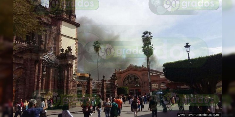 Arde mercado en Zamora, hay una herida y cuantiosos daños materiales  - Foto 3 