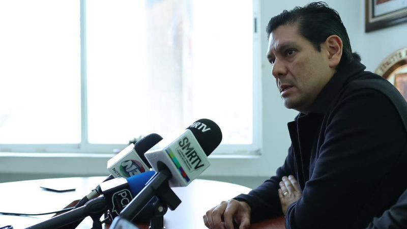 Pide Ernesto Núñez revisar ajustes al calendario escolar; advierte afectaciones a familias trabajadoras  