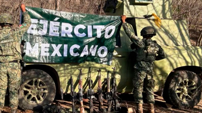 Decomisan camioneta "monstruo" y arsenal en Sinaloa; hay dos detenidos 