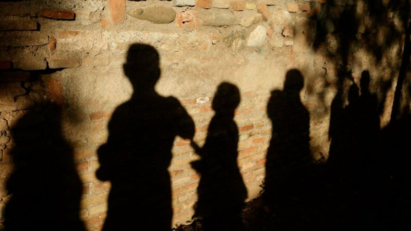 Organismo internacional alerta por reclutamiento de menores de edad en México por parte del crimen organizado 