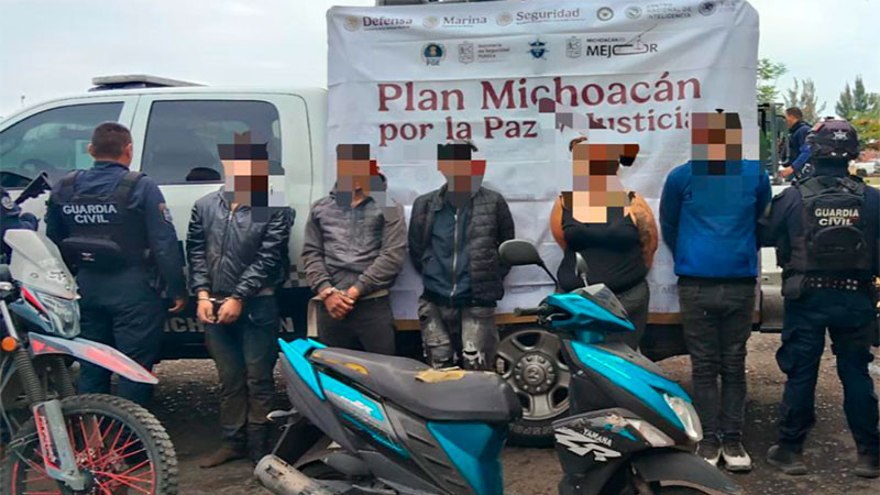 En Zamora, Michoacán: Caen 5 personas con sustancias ilícitas y motocicletas irregulares 