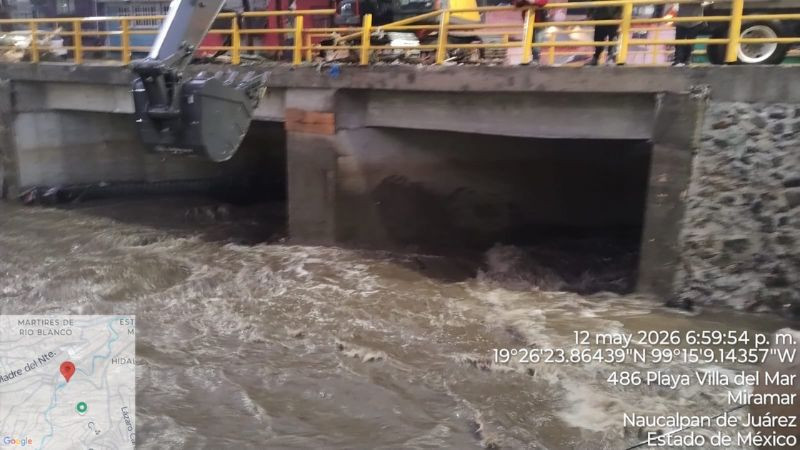 Conagua retira obstrucciones en cauce tras lluvias en zona de Huixquilucan 