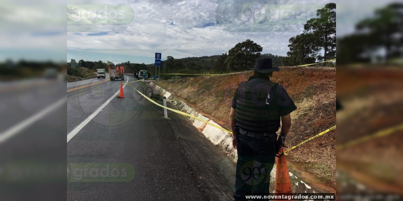 Localizan cuerpo de persona decapitada en Uruapan, Michoacán - Foto 1 