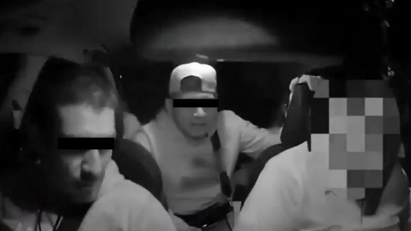 Falsos pasajeros asaltan a conductor de app en Edomex; cámaras captaron rostros de los ladrones 