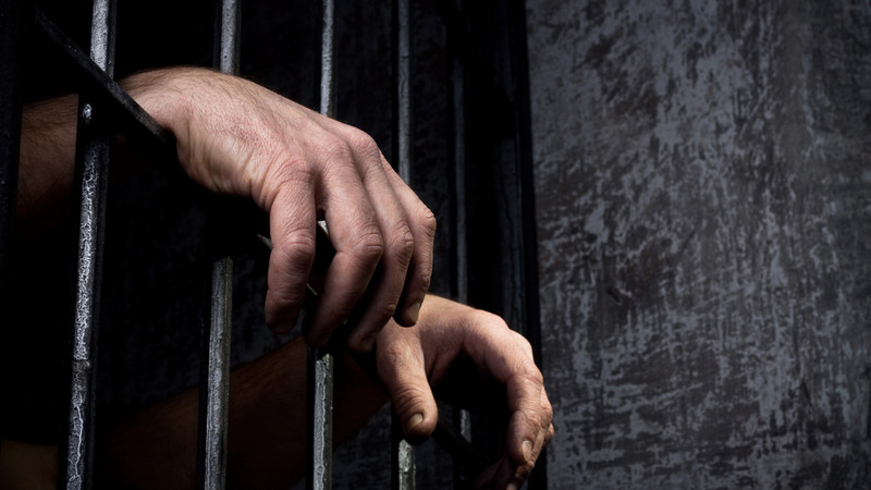 Vinculan a proceso a presunto responsable de trata de personas en agravio de una adolescente de 16 años en Uruapan 