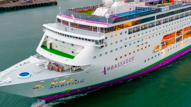 Confinan a más de mil 700 personas en crucero en Francia por brote de gastroenteritis, tras muerte de un pasajero 