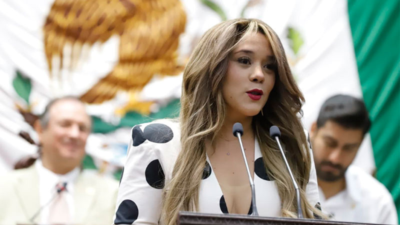 Desde tribuna, Xóchitl Ruiz pide coordinación institucional para frenar la violencia escolar en Michoacán 