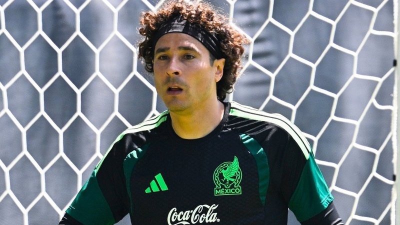Guillermo Ochoa quiere ser titular con México en el Mundial 2026; asegura va a competir 