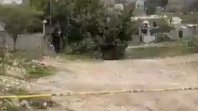 Hallan cuerpo con huellas de violencia en camino de terracería de Puebla 