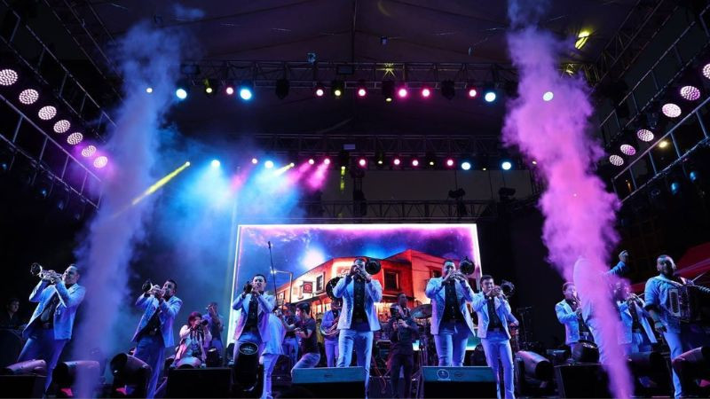 La Banda Inolvidable hace vibrar el corazón de Morelia 