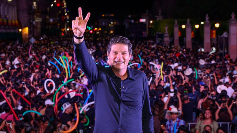 Disfruten de Morelia, la ciudad más bella: Alfonso Martínez ante miles de personas en concierto de aniversario  