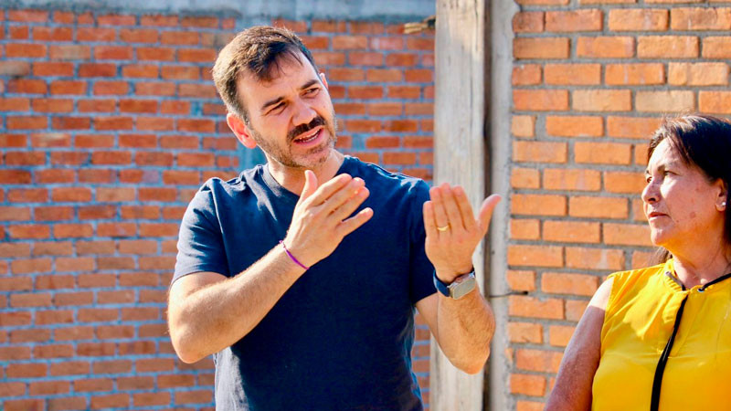 Yankel Benítez visita La Morita y refrenda atención directa a las familias morelianas 
