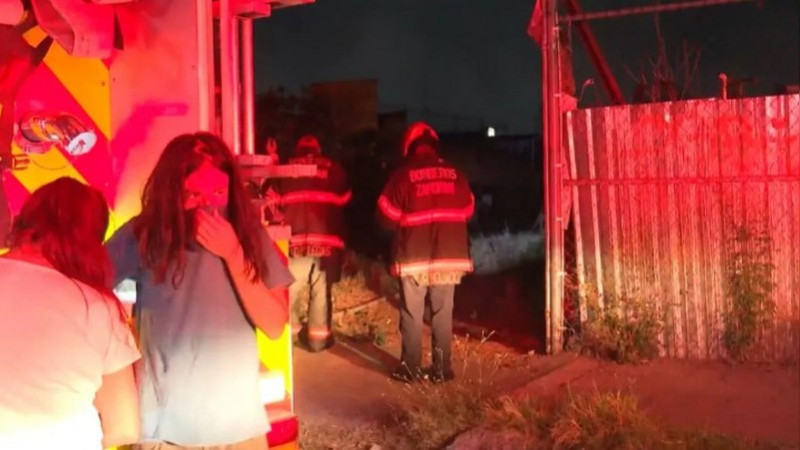 Tragedia en Zapopan: mujer muere atrapada en incendio; su hijo sufrió graves quemaduras al intentar salvarla 