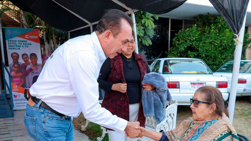 Semigrante protege derechos de michoacanos con la Feria del Pasaporte Americano 
