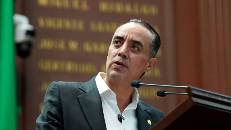 Plantea Juan Pablo Celis ampliar licencias de paternidad en favor de las madres, las infancias y la igualdad sustantiva 