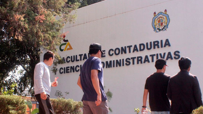 UMSNH se adapta a tus necesidades, ofertando licenciaturas en modalidad presencial, abierta y el línea 