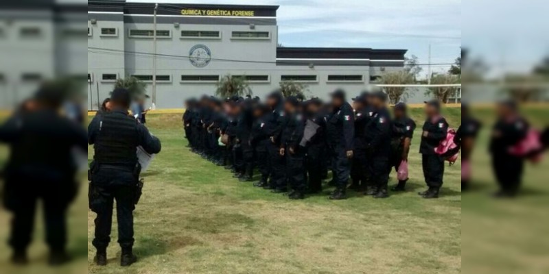 Presenta SSP a 152 policías de Lázaro Cárdenas y Tarímbaro 