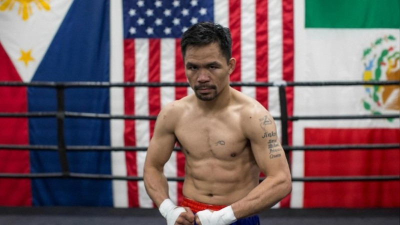 De dormir en cajas de cartón a leyenda del boxeo: la dura historia de Manny Pacquiao 