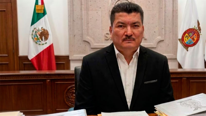 Arriba a la FGR el exdirector de la PDI de Sinaloa para rendir su declaración 