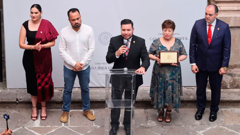 Total confianza en la voluntad del Ejecutivo Estatal para la regularización de los trabajadores CENDI Michoacán: Reyes Galindo 