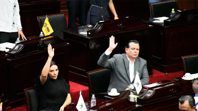 Diputados del PRI apoyan al Movimiento del Sombrero para que no se limiten las candidaturas independientes 