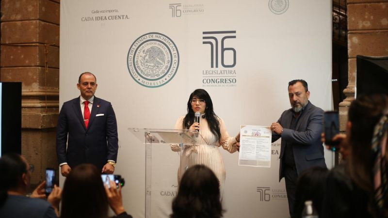 Vanhe Caratachea invita a niñas y niños a ser parlamentarios en el Congreso de Michoacán 