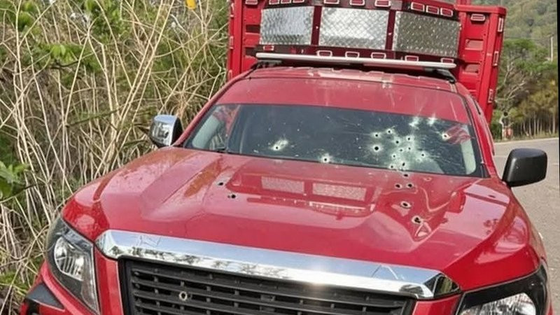 Ultiman a joven matrimonio en carretera de Guerrero; una de las víctimas era prima de funcionario de la SCJN 