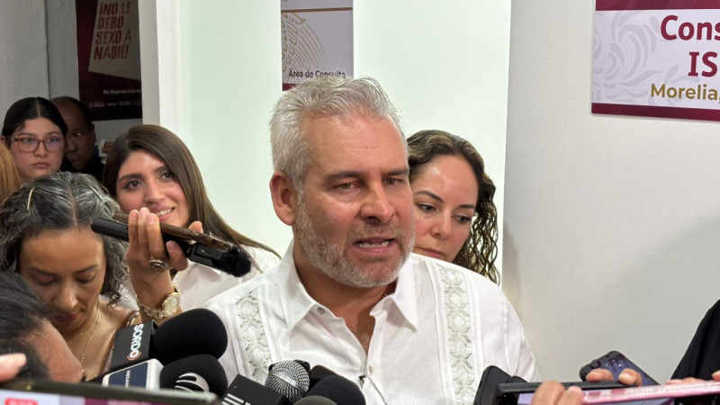 No se coartó el derecho a candidaturas independientes en Michoacán, afirma Bedolla 