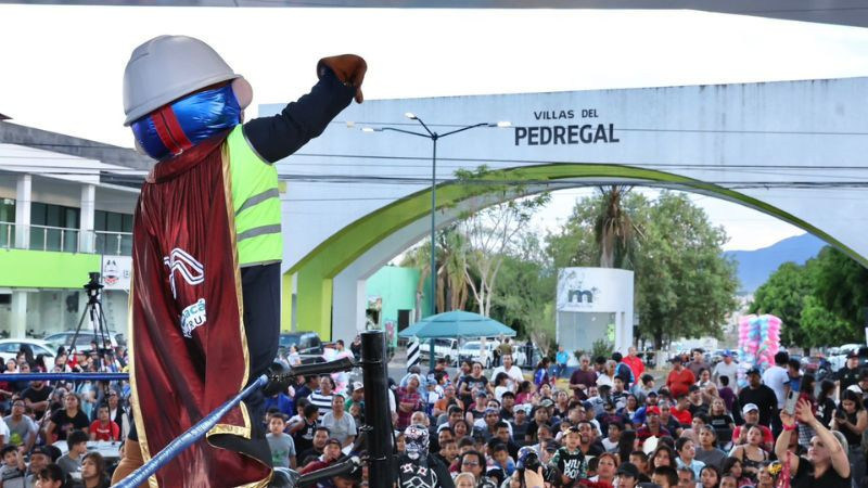 Celebra Bedolla primer aniversario del Paso Catrinas en Villas del Pedregal 