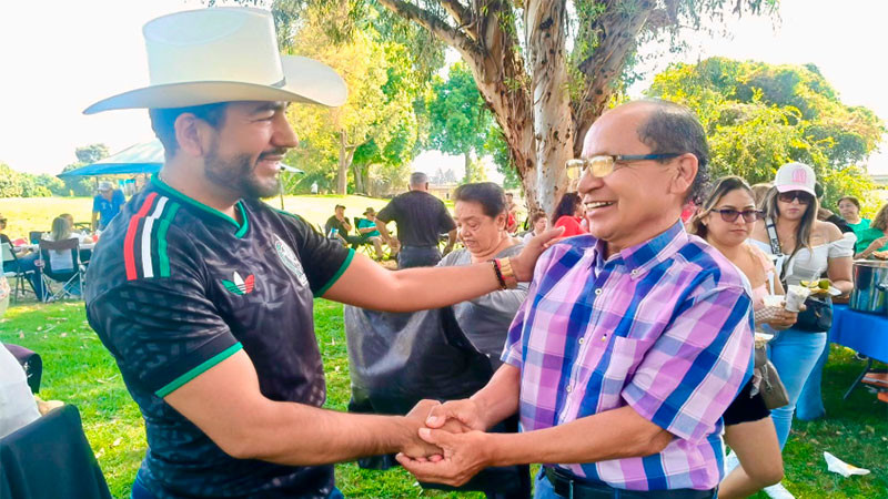 Migrantes reconocen liderazgo y resultados de Humberto Jiménez; transformación de Los Reyes trasciende fronteras 