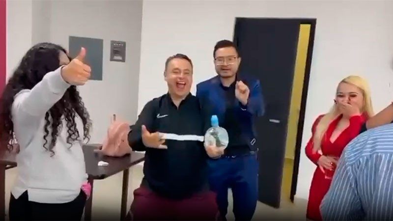 Se filtran videos exhibiendo una fiesta con bebidas alcohólicas al interior de la Unidad Especializada en Combate al Secuestro de Hidalgo; ya hay una investigación por los hechos  