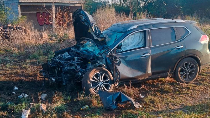 Motociclista pierde la vida chocar de frente con una camioneta sobre la carretera Amealco-Galindo 