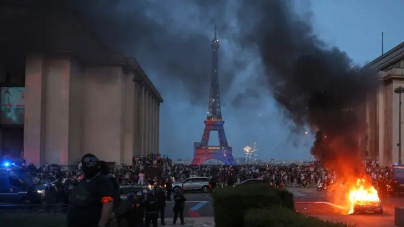 Disturbios en París tras triunfo del PSG en la Champions; suman 336 detenidos 
