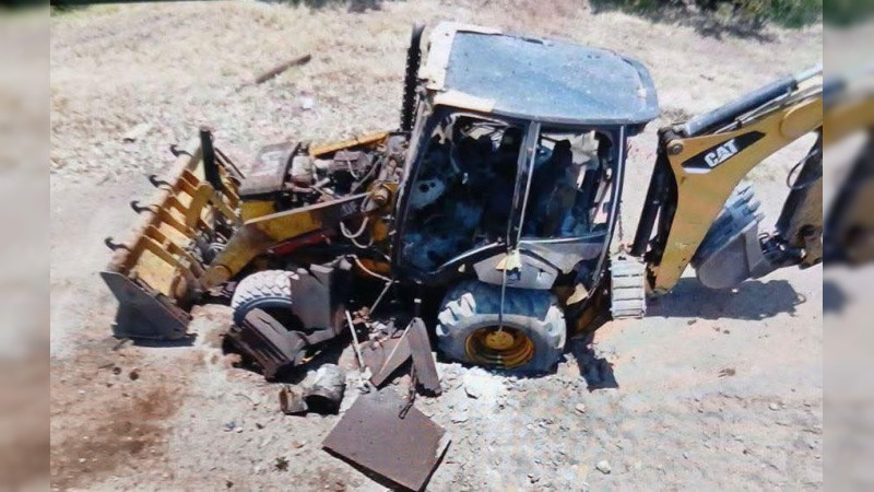 Mina terrestre mutila a operador en Loma de los Hoyos; otra explosión en el campo minado en el que Fanny Arreola ha convertido a Apatzingán, Michoacán 