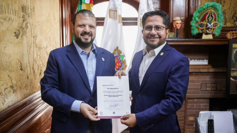 Entrega Raúl Zepeda nombramientos a nuevos subsecretarios de Segob 