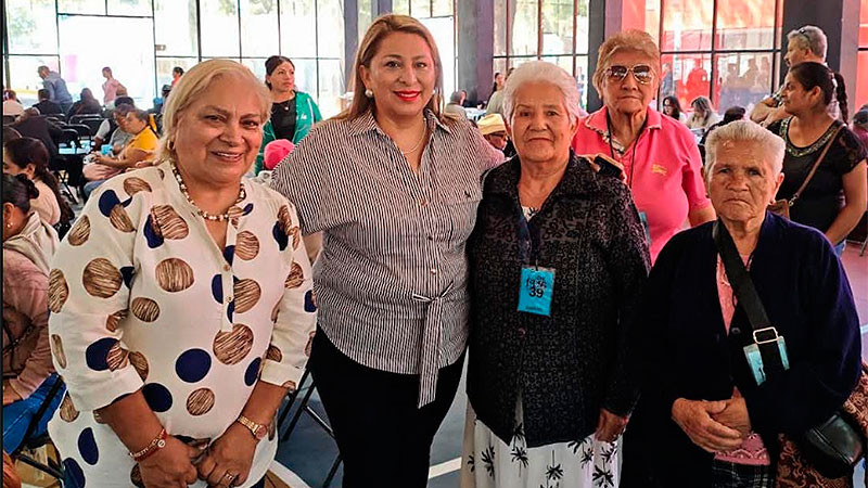 La salud y el bienestar de las familias son una prioridad para nuestro gobierno: Alma Mireya González, durante la entrega de aparatos auditivos  