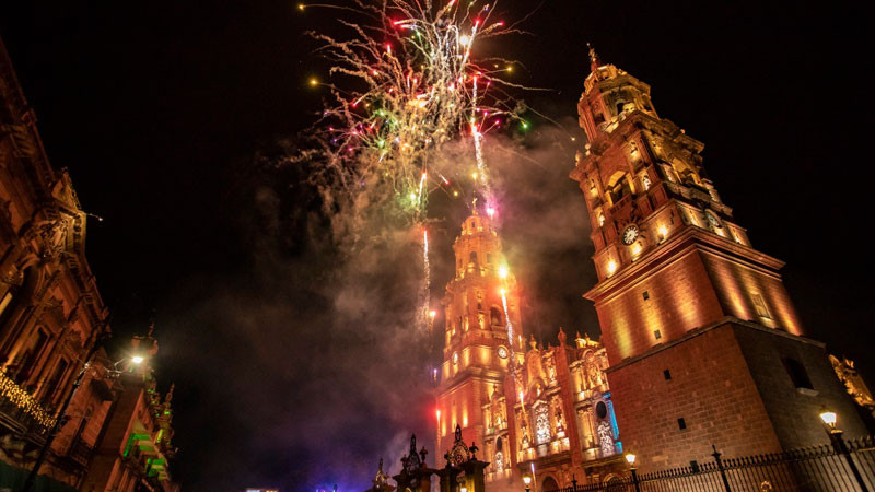 Fiebre mundialista arranca en Morelia con edición especial del encendido de Catedral 
