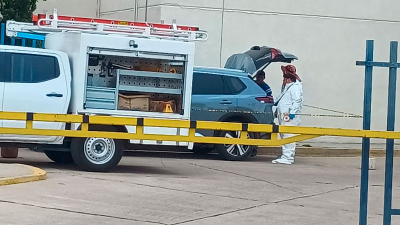 Familia llega herida a hospital de Celaya tras presunto secuestro y asalto en carretera 