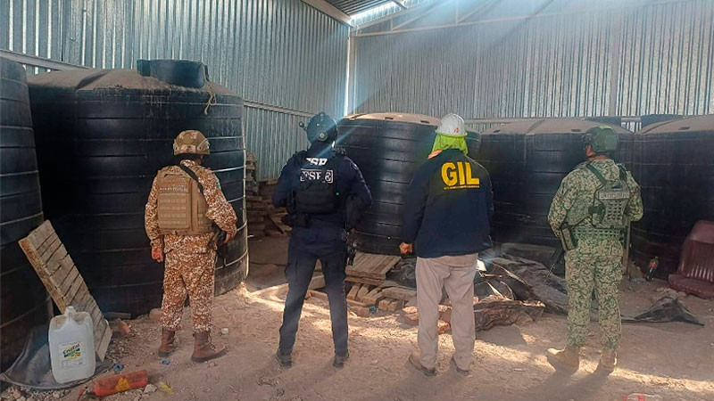 En Celaya descubren instalación clandestina para almacenar combustible; aseguran más de 73 mil litros 